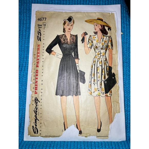 Simplicity 4677 pattern dress fit and flare 1950s size 16 - Picture 1 of 6